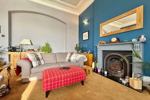 Living Room- click for photo gallery